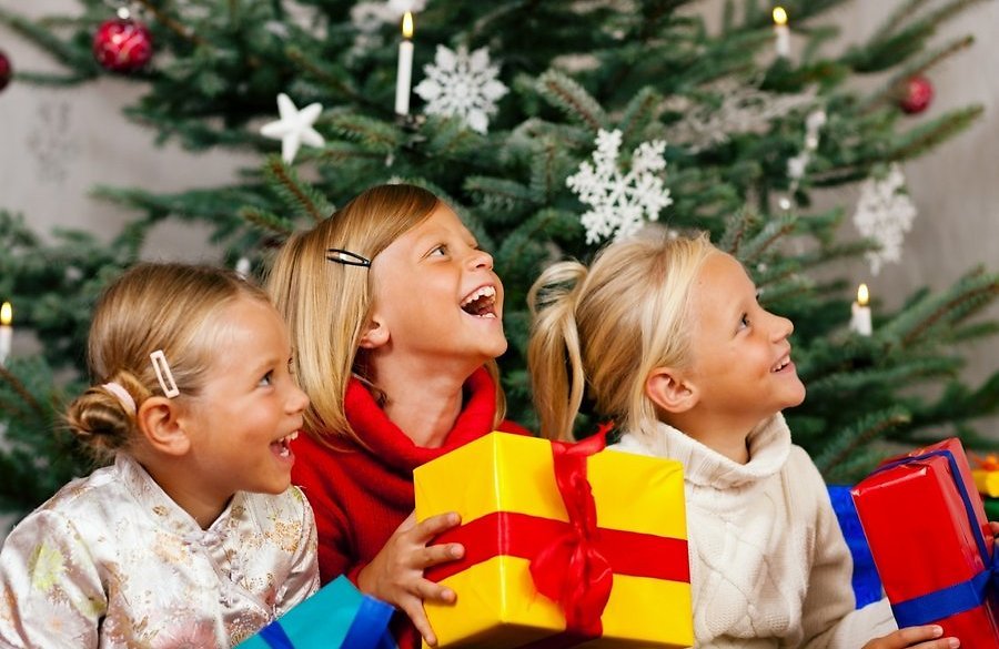 Как выбрать подарок ребёнку на Новый год?